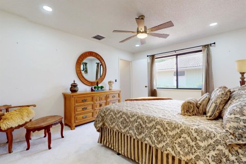 Купить виллу или дом в Палм Сити, Флорида 9 комнат, 227.33м2, № 2085123 - фото 23