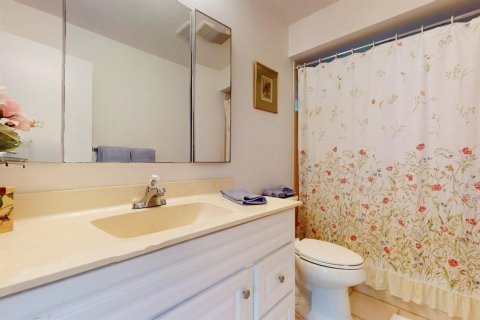Купить виллу или дом в Палм Сити, Флорида 9 комнат, 227.33м2, № 2085123 - фото 19