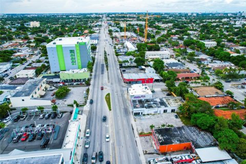 Immobilier commercial à vendre à Miami, Floride № 1987886 - photo 10