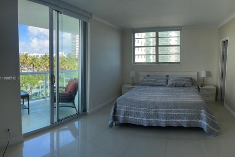 Купить кондоминиум в Холливуд, Флорида 2 спальни, 108.97м2, № 2050479 - фото 14