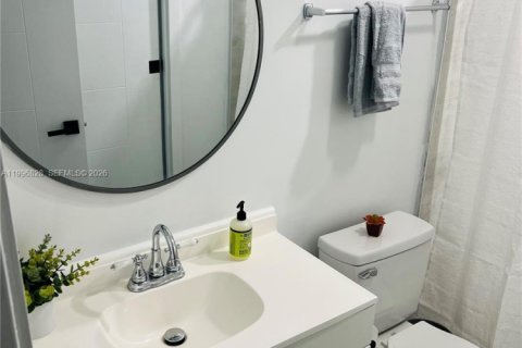 Casa en venta en North Miami, Florida, 3 dormitorios, 171.5 m2 № 2058725 - foto 4