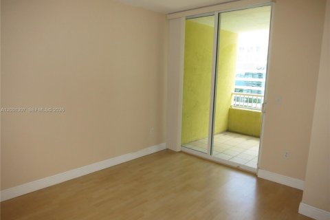 Copropriété à louer à Miami, Floride: 1 chambre, 58.53 m2 № 2145674 - photo 5