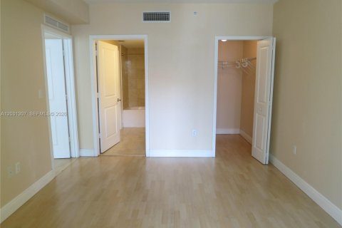 Copropriété à louer à Miami, Floride: 1 chambre, 58.53 m2 № 2145674 - photo 7