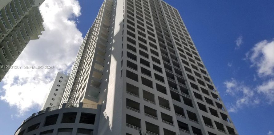 Condo à Miami, Floride, 1 chambre  № 2145674