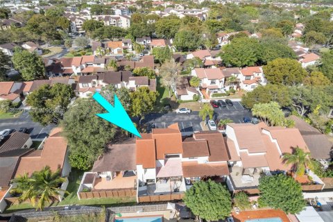 Touwnhouse à vendre à Miami, Floride: 3 chambres, 155.24 m2 № 1998145 - photo 30