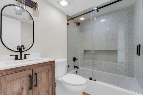 Touwnhouse à vendre à Miami, Floride: 3 chambres, 155.24 m2 № 1998145 - photo 22