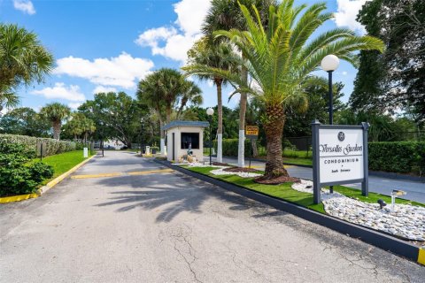 Condo in Tamarac, Florida, 2 bedrooms  № 1705187 - photo 16