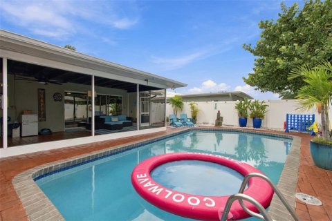 Villa ou maison à vendre à Tampa, Floride: 3 chambres, 157.47 m2 № 2399278 - photo 24