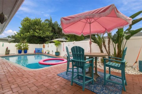 Villa ou maison à vendre à Tampa, Floride: 3 chambres, 157.47 m2 № 2399278 - photo 3