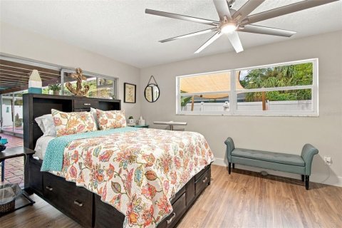 Villa ou maison à vendre à Tampa, Floride: 3 chambres, 157.47 m2 № 2399278 - photo 17