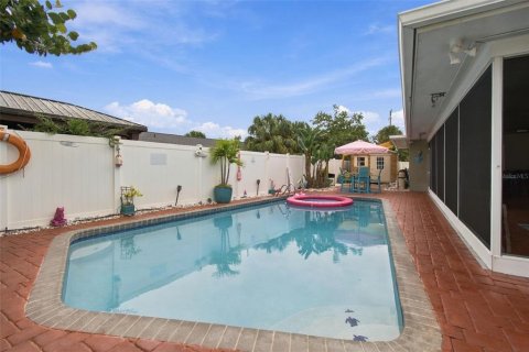 Villa ou maison à vendre à Tampa, Floride: 3 chambres, 157.47 m2 № 2399278 - photo 25