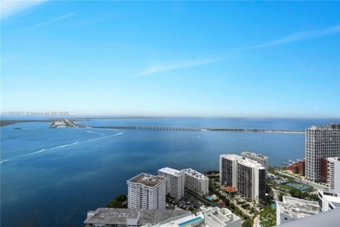 Copropriété à vendre à Miami, Floride: 6 chambres, 605.82 m2 № 1872382 - photo 3