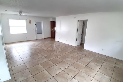 Casa en venta en Ocala, Florida, 3 dormitorios, 101.45 m2 № 1769346 - foto 7