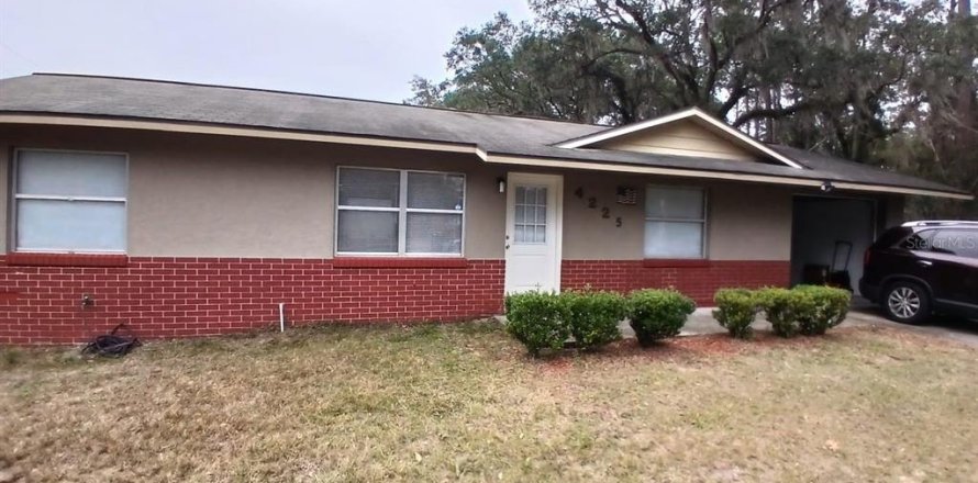House in Ocala, Florida 3 bedrooms, 101.45 sq.m. № 1769346
