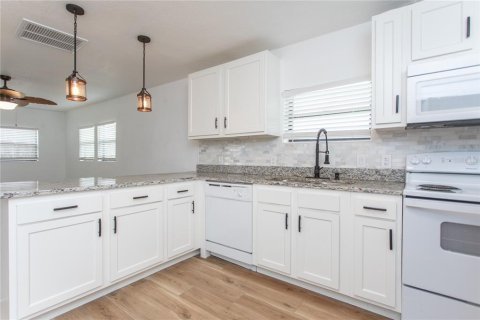 Casa en venta en Palmetto, Florida, 2 dormitorios, 86.96 m2 № 1244126 - foto 12