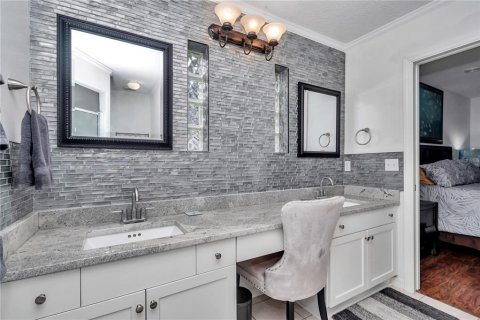 Casa en venta en Lady Lake, Florida, 3 dormitorios, 141.68 m2 № 1914128 - foto 13