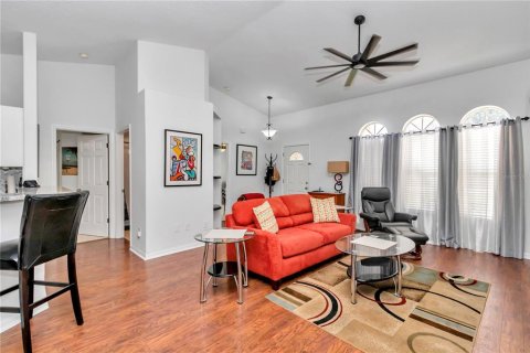 Casa en venta en Lady Lake, Florida, 3 dormitorios, 141.68 m2 № 1914128 - foto 9