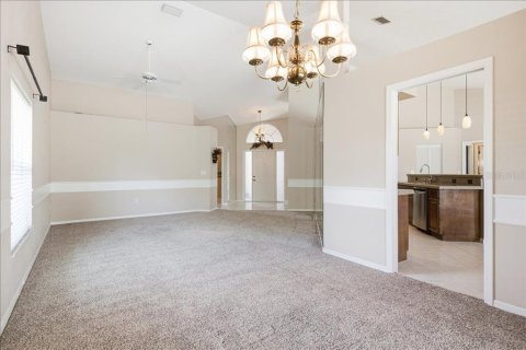 Villa ou maison à vendre à Bradenton, Floride: 3 chambres, 193.89 m2 № 2220396 - photo 11
