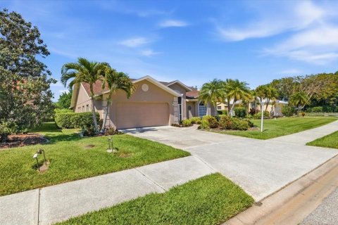 Villa ou maison à vendre à Bradenton, Floride: 3 chambres, 193.89 m2 № 2220396 - photo 5