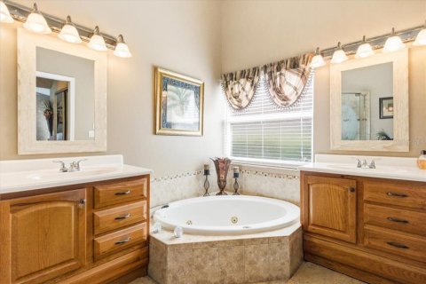 Villa ou maison à vendre à Bradenton, Floride: 3 chambres, 193.89 m2 № 2220396 - photo 28