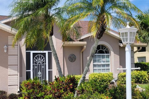 Villa ou maison à vendre à Bradenton, Floride: 3 chambres, 193.89 m2 № 2220396 - photo 7