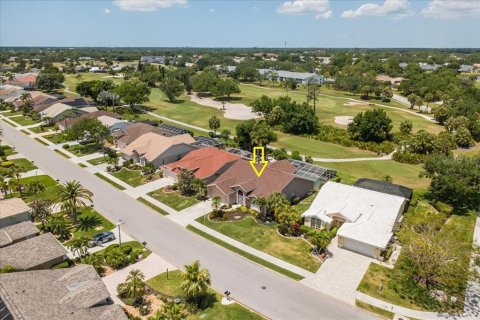 Villa ou maison à vendre à Bradenton, Floride: 3 chambres, 193.89 m2 № 2220396 - photo 2