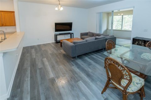 Townhouse in Kissimmee, Florida 4 bedrooms, 170.75 sq.m. № 2149739 - photo 18