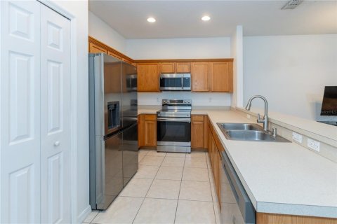 Townhouse in Kissimmee, Florida 4 bedrooms, 170.75 sq.m. № 2149739 - photo 16