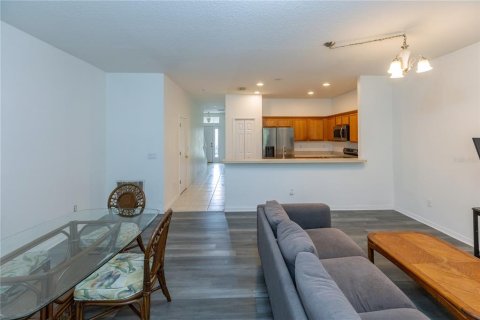 Townhouse in Kissimmee, Florida 4 bedrooms, 170.75 sq.m. № 2149739 - photo 21