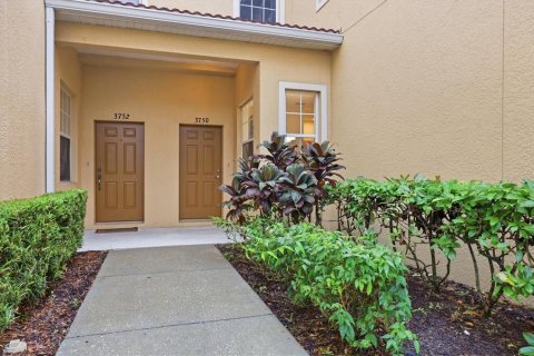 Touwnhouse à vendre à Sarasota, Floride: 3 chambres, 181.53 m2 № 2410003 - photo 4