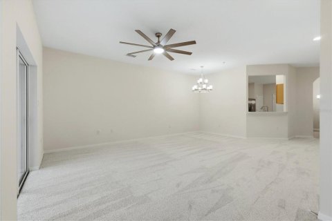 Touwnhouse à vendre à Sarasota, Floride: 3 chambres, 181.53 m2 № 2410003 - photo 6