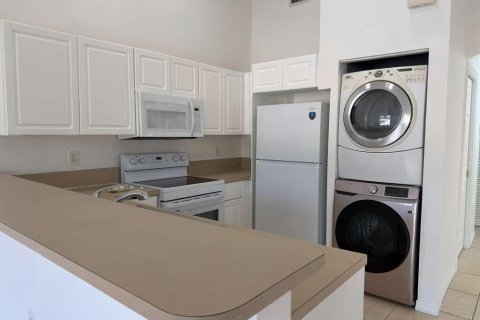 Apartment in Hollywood, Florida 2 bedrooms, 89.74 sq.m. № 2087031 - photo 7