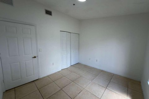 Apartment in Hollywood, Florida 2 bedrooms, 89.74 sq.m. № 2087031 - photo 17