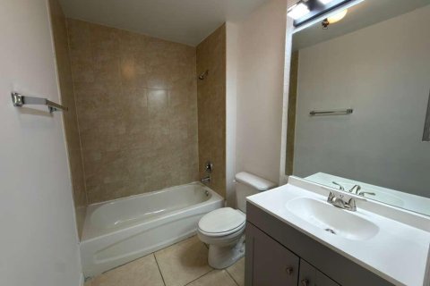 Apartment in Hollywood, Florida 2 bedrooms, 89.74 sq.m. № 2087031 - photo 25