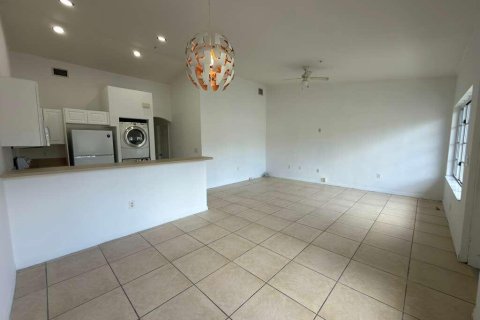 Apartment in Hollywood, Florida 2 bedrooms, 89.74 sq.m. № 2087031 - photo 2