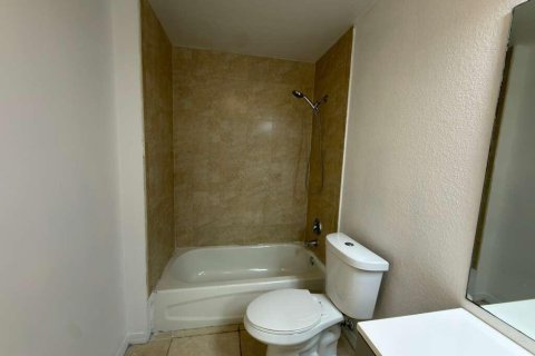 Apartment in Hollywood, Florida 2 bedrooms, 89.74 sq.m. № 2087031 - photo 16
