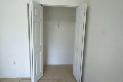 Apartment in Hollywood, Florida 2 bedrooms, 89.74 sq.m. № 2087031 - photo 21