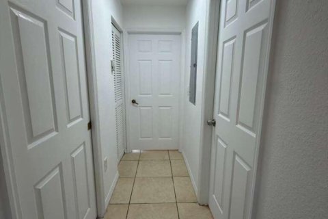 Apartment in Hollywood, Florida 2 bedrooms, 89.74 sq.m. № 2087031 - photo 23