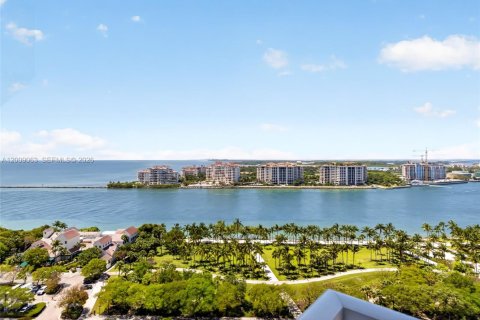 Copropriété à louer à Miami Beach, Floride: 2 chambres, 118.82 m2 № 2072985 - photo 25