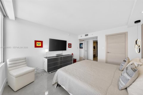 Copropriété à louer à Miami Beach, Floride: 2 chambres, 118.82 m2 № 2072985 - photo 18