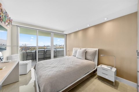 Copropriété à louer à Miami Beach, Floride: 2 chambres, 118.82 m2 № 2072985 - photo 14