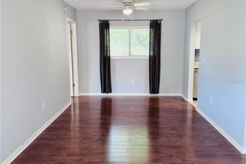 House in Ocala, Florida 3 bedrooms, 147.16 sq.m. № 1721219 - photo 6