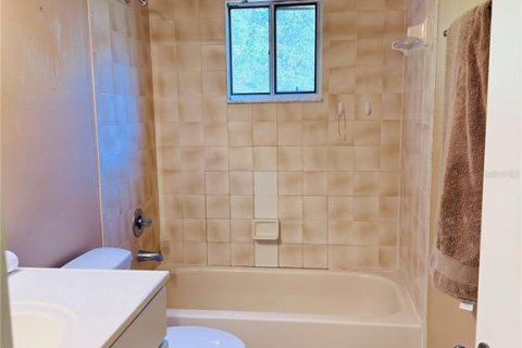 House in Ocala, Florida 3 bedrooms, 147.16 sq.m. № 1721219 - photo 16