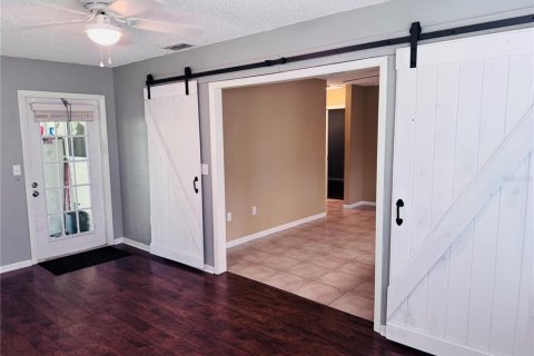 House in Ocala, Florida 3 bedrooms, 147.16 sq.m. № 1721219 - photo 13