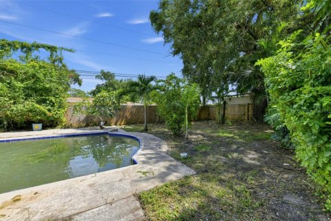 Casa en venta en Clearwater, Florida, 3 dormitorios, 135.17 m2 № 2385673 - foto 26