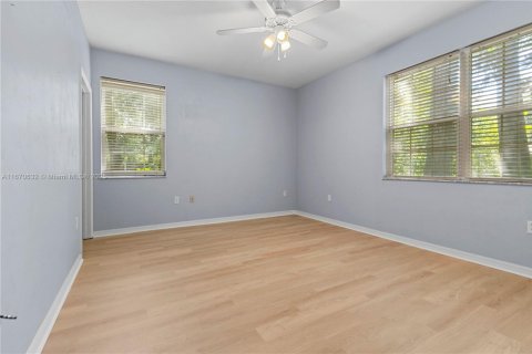 Copropriété à vendre à Gainesville, Floride: 2 chambres, 130.99 m2 № 1395280 - photo 18