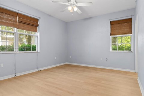 Copropriété à vendre à Gainesville, Floride: 2 chambres, 130.99 m2 № 1395280 - photo 14
