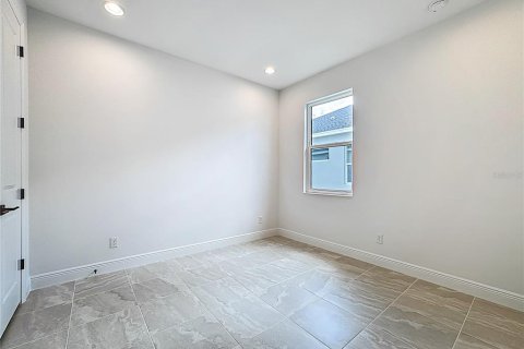 Купить виллу или дом в Парриш, Флорида 6 комнат, 200.58м2, № 2212991 - фото 28