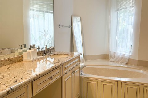 Снять в аренду таунхаус в Веллингтон, Флорида 4 спальни, 293.85м2, № 2153923 - фото 18