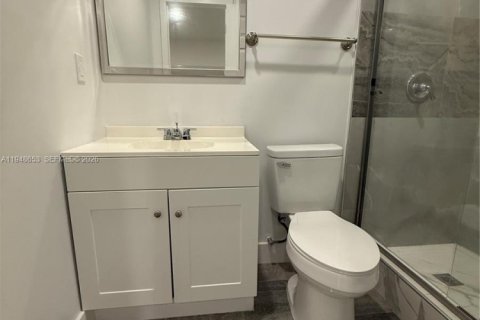 Снять в аренду коммерческую недвижимость в Хомстед, Флорида 1 спальня, 55.74м2, № 2004537 - фото 7